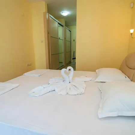 The Family Courtyard - Very Large 2bd By Flat Manаger