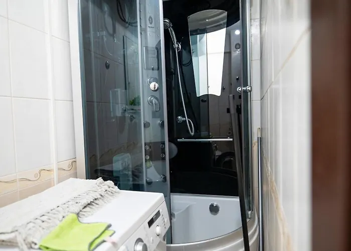 The Family Courtyard - Very Large 2bd By Flat Manаger Apartmán