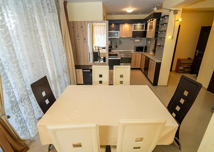 Apartmán The Family Courtyard - Very Large 2bd By Flat Manаger